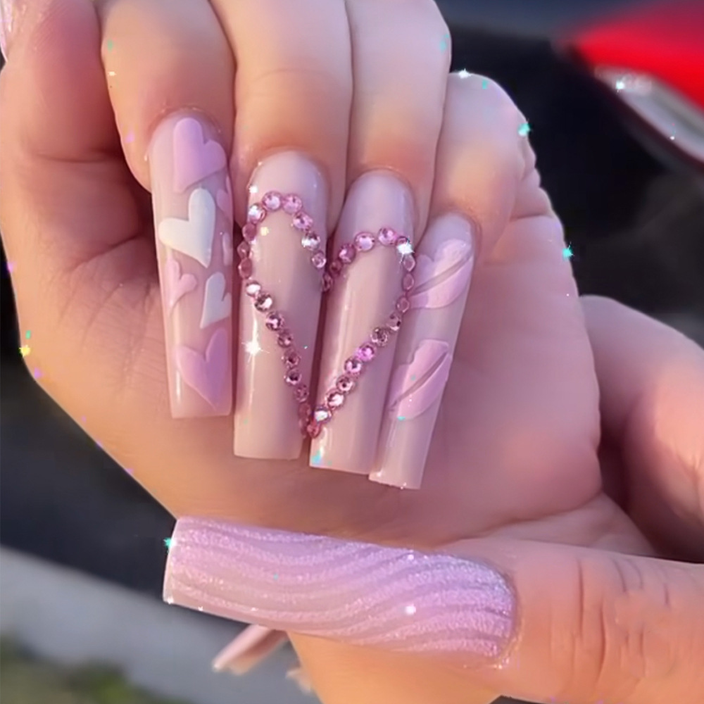 Faux ongles mi-longs rose et b - Nail Art Wedding avis et prix